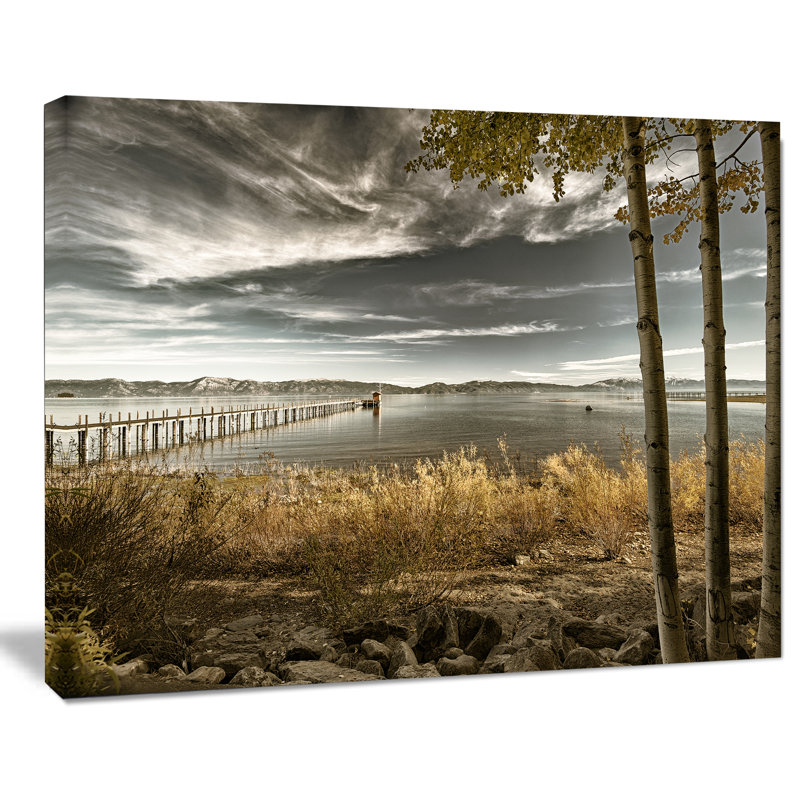 Jetée à Brown Lake - reproduction de photo, H 16 po x l 32 po x P 1 po, Toile tendue