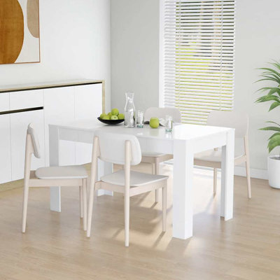 Gille Dining Table