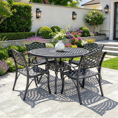 Ensemble de salle à manger 5 pièces pour l'extérieur, table de patio et chaises en fonte d'aluminium, table ronde de 48 po avec trou pour parasol, noir