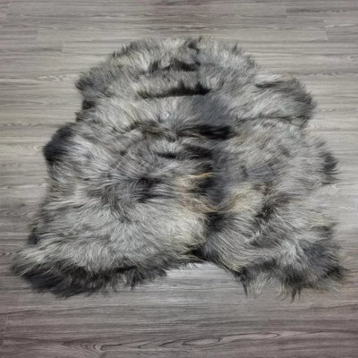 Maeghan Sheepskin Rug