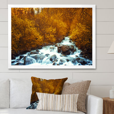 «Beautiful Autumn Forest Waterfall» - Décoration murale traditionnelle sur toile