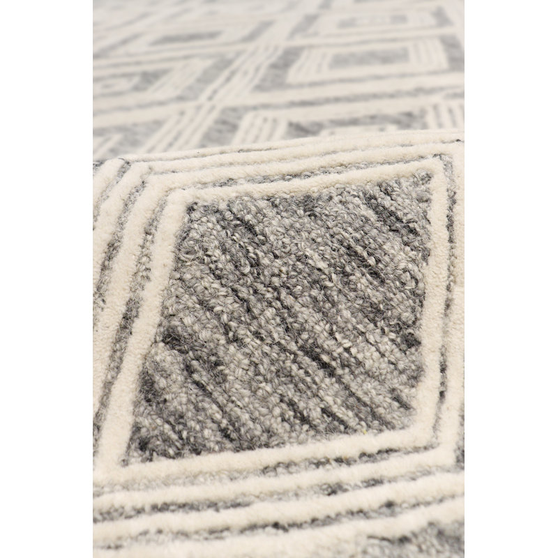 Ivory and Silver Geometric Hand-Tufted Wool Rug