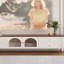 Meuble télé en bois massif au design simple-104850469