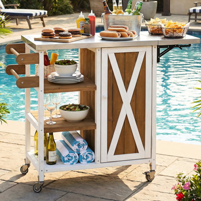 Îlot de cuisine extérieur portable avec double rangement, porte-serviettes double couche et plan de travail rouillé, convient aux espaces compacts, chariot de patio pliable blanc brun verrouillable, rangement fermé,