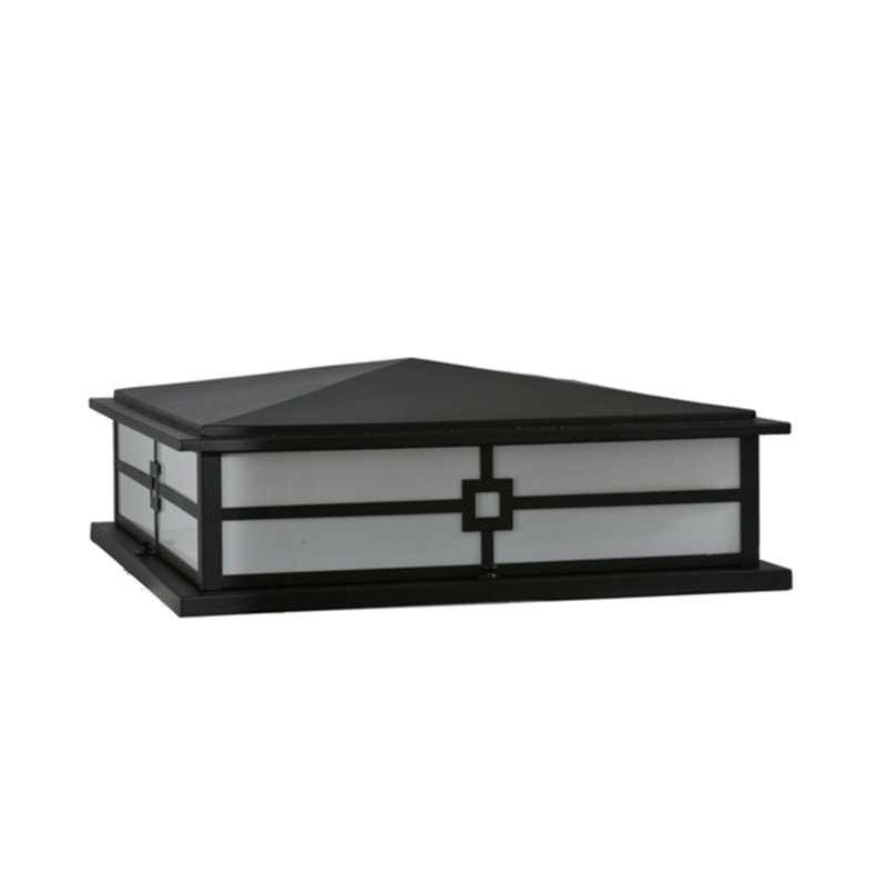 Seneca 4 - Light Pier Mount Light
