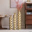 Ensemble de 3 vases de plancher en métal plaqué or semi-faits à la main avec motif géométrique en losanges de 33,5, 29,5 et 25,2 pouces