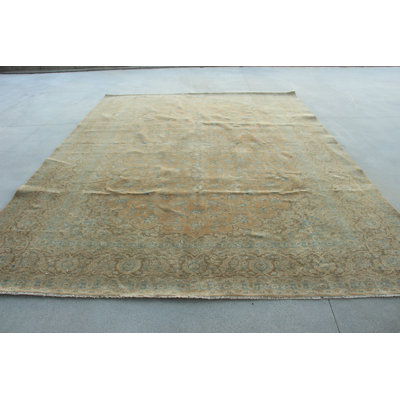 Tapis turc rétro tissé à la main dans des tons neutres avec un design oriental classique, idéal pour les grandes pièces