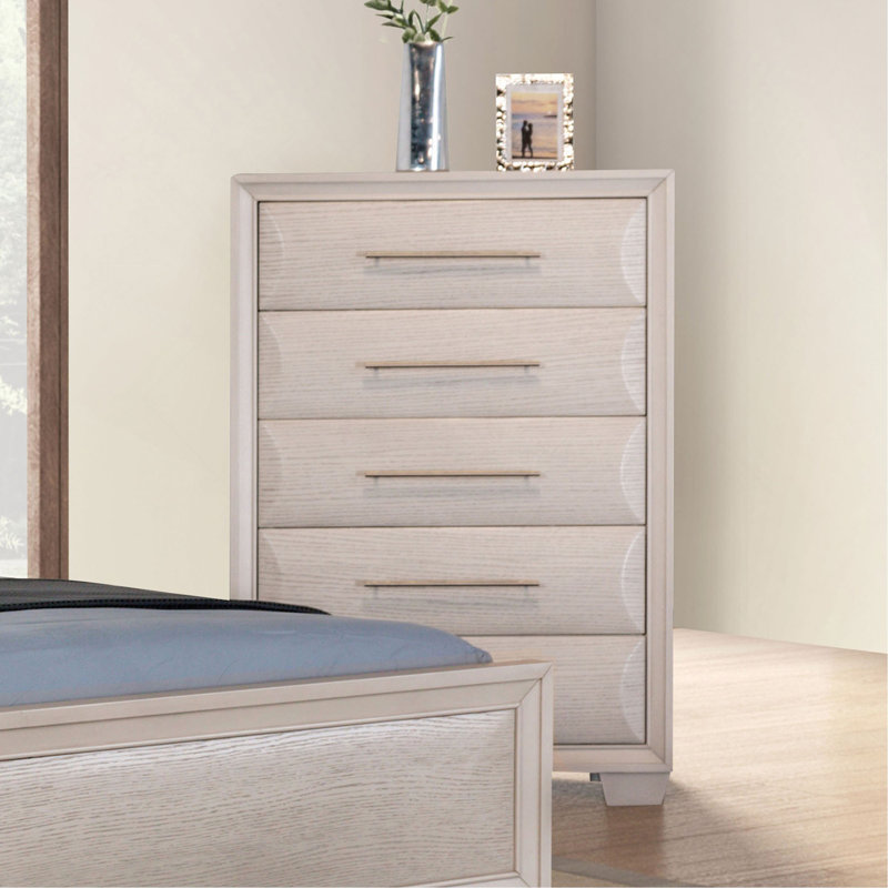 Commode de style transitionnel 1Pc avec finition à queue d'aronde anglaise et française