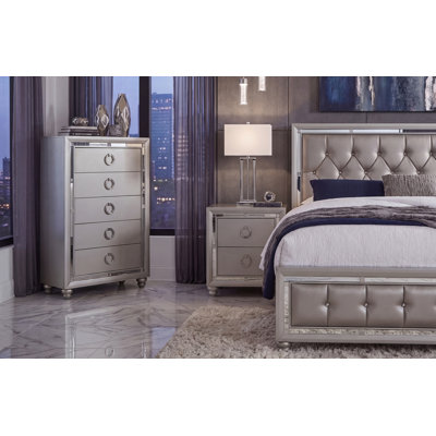 Kosta 25'' W Nightstand