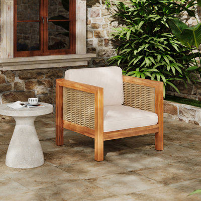Fauteuil club d'extérieur en bois d'acacia avec accoudoirs en osier