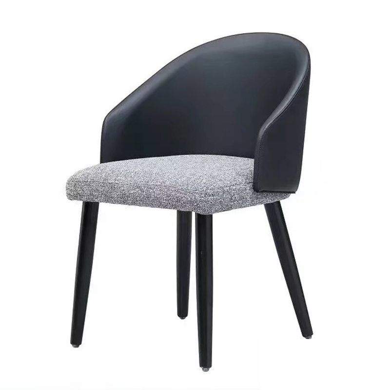 Chaise de salle à manger à dossier bas