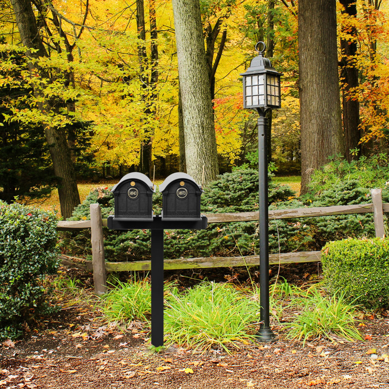 Balmoral Duo Mount Mailbox /w/ Personalized Door Medallion (2 Mailboxes,  Duo Mount Post, 2 Door Medallions), Black/Gold, Yes