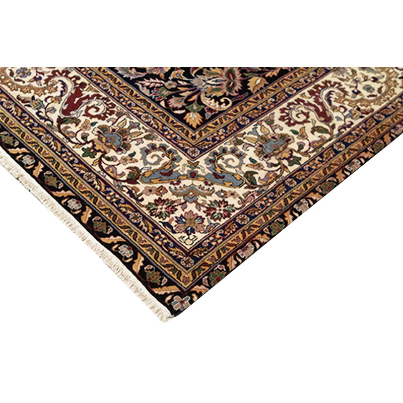 Lamani Wool Oriental Area Rug