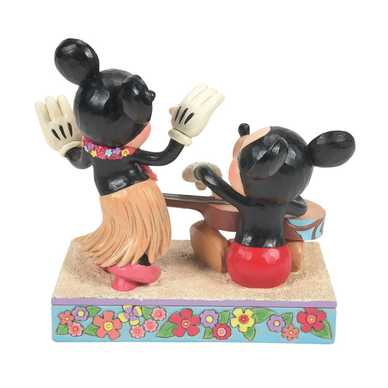 Figurines & Sculptures