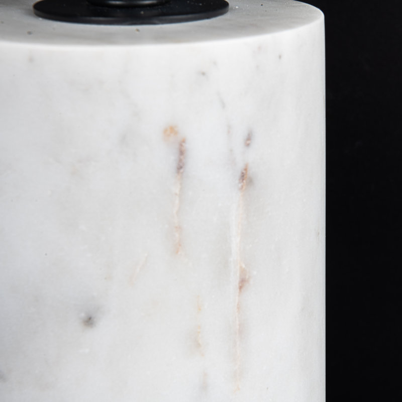 Lampe de table cylindrique en marbre blanc