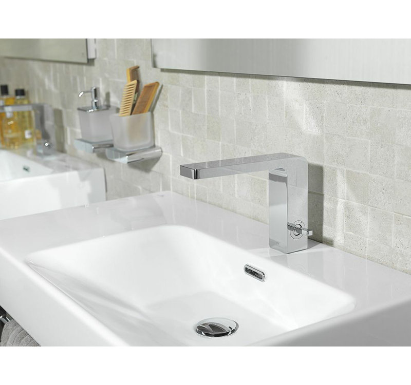 Lounge Single Control Lavatory Faucet, Polished Chrome