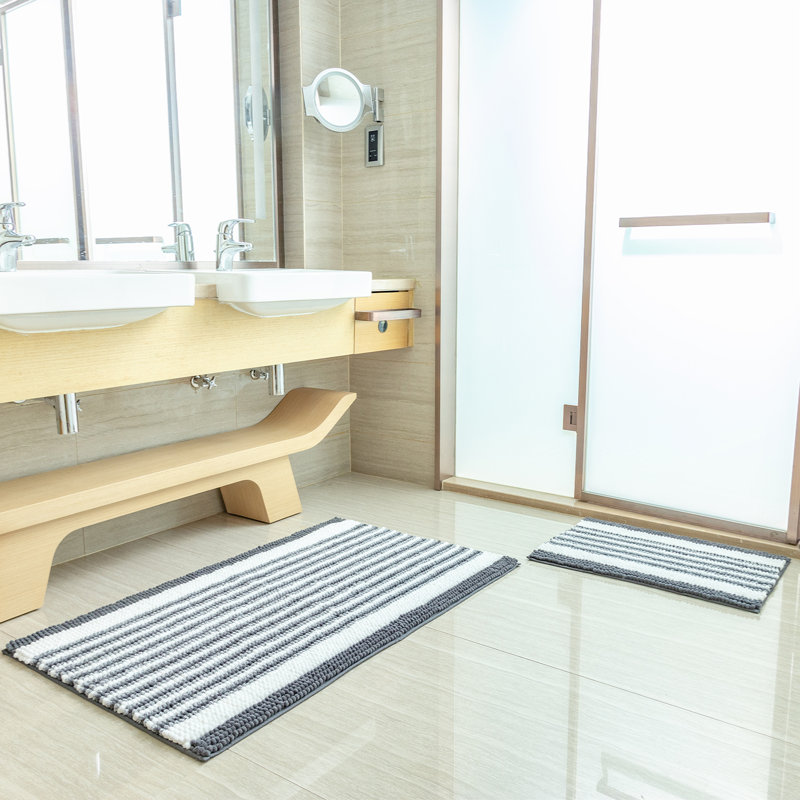 Asheton Non-Slip Bath Rug, Gray/White