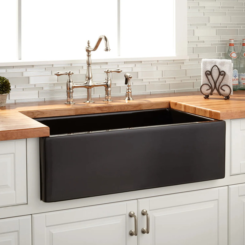 33" Grigham Fireclay Farmhouse Sink, Black