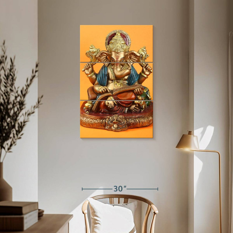 Adella Golden Ganapati Idol, H 57 po x l 36 po
