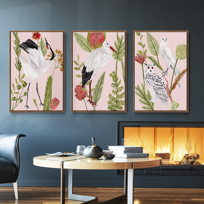 Birds in Motion VI - Ensemble de 3 reproductions de cadres photo sur toile, H 40 po x l 78 po, Noyer
