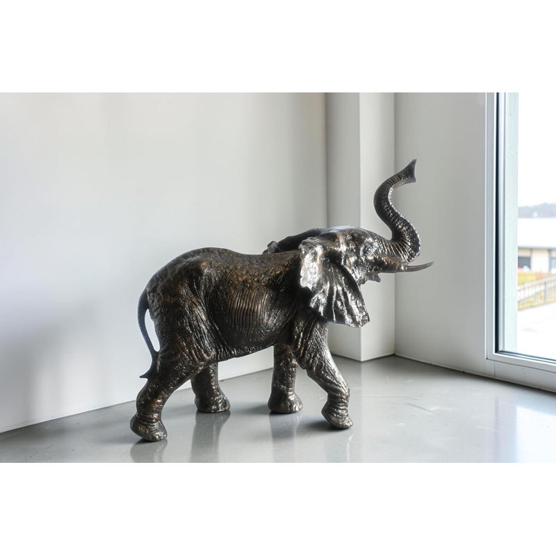 Sculpture trépied africain en aluminium fabriqué à la main 24 po x 12 po x H 21 po