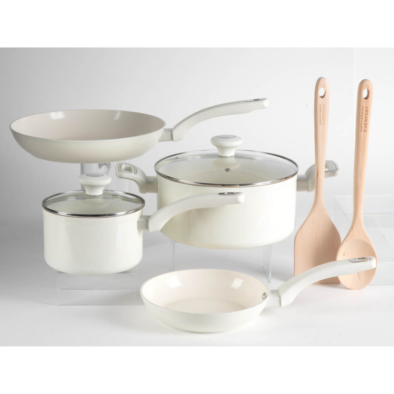 Ensemble de batterie de cuisine en aluminium 8 pièces Martha Stewart Everyday Rexford, Blanc