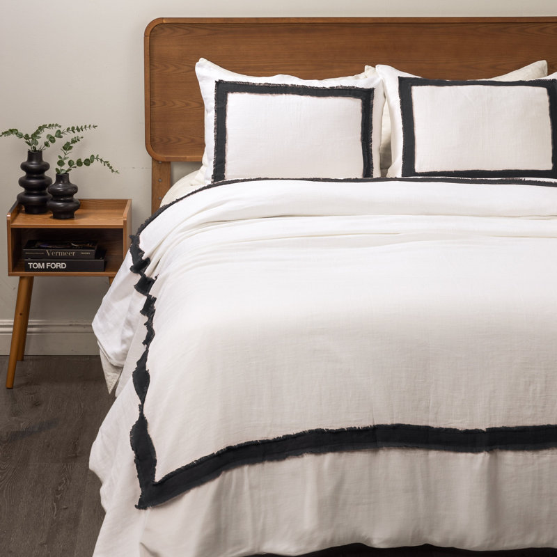 Housse de couette Brodie, ivoire et asphalte, taille King, Housse de couette pour très grand lit, Formes géométriques noires