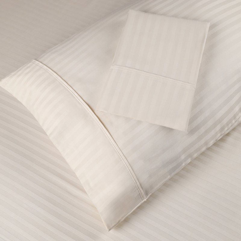 Ensemble de taies d'oreiller rayées en mélange de coton égyptien certifié 400 fils Scotia, Standard, Ivoire ivoire