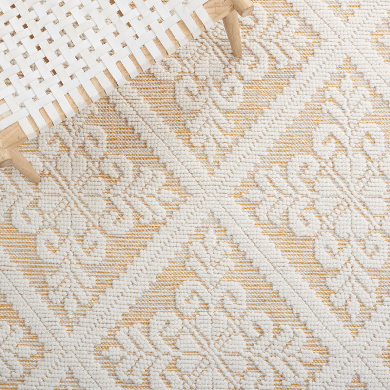 Vermont Hand Woven Wool Damask Rug, Rectangle 4' x 6'