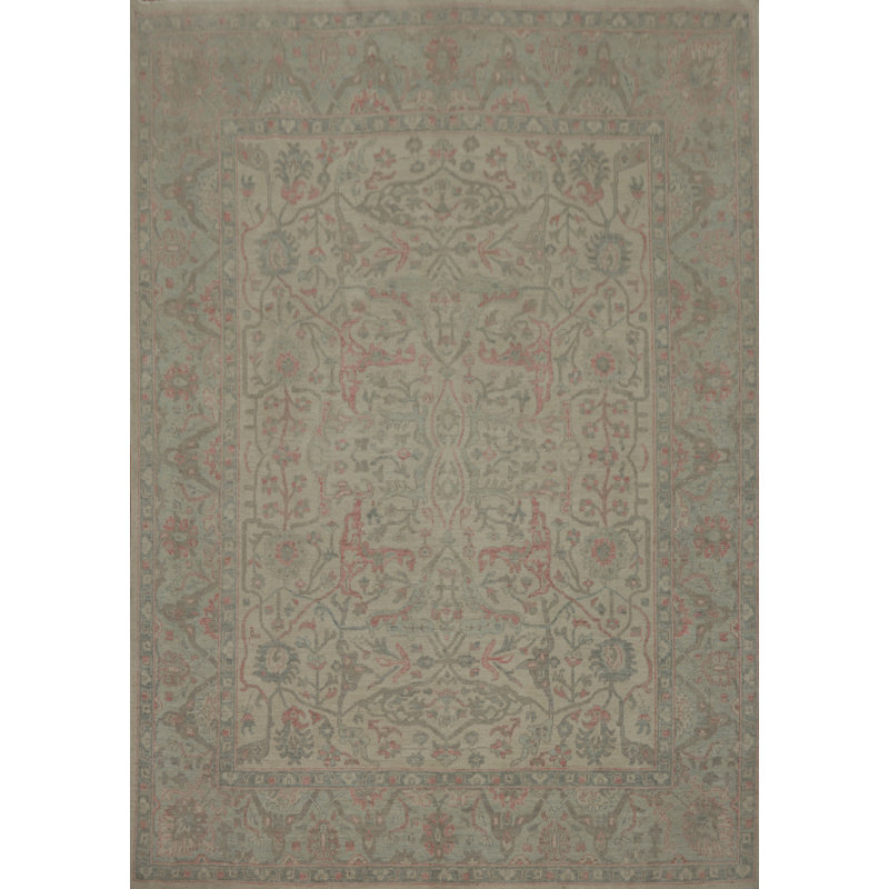 Tapis à motif floral Oushak
