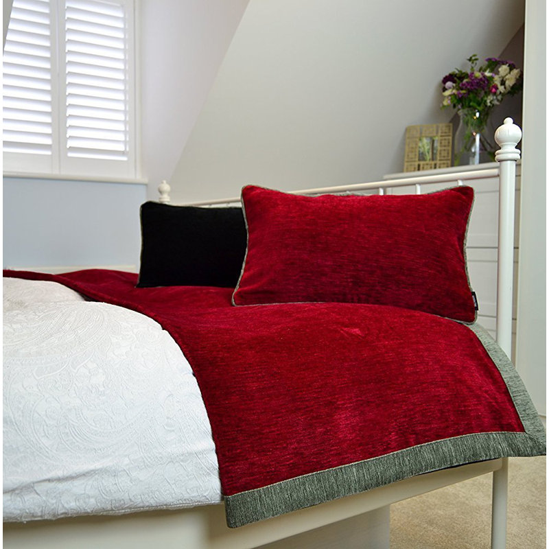 Baccus Throw Blanket, Red/Grey