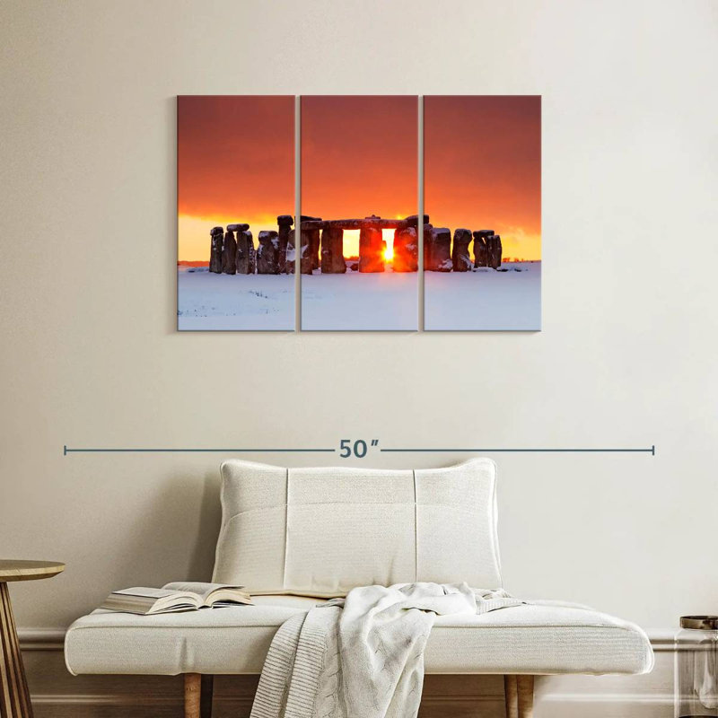 Lilie Stonehenge au coucher du soleil en hiver Salisbury I, H 24 po x l 38 po
