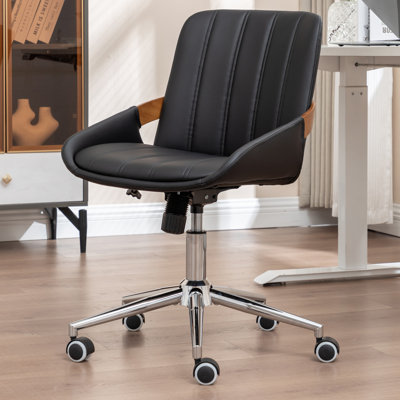 George Oliver Conference Chair