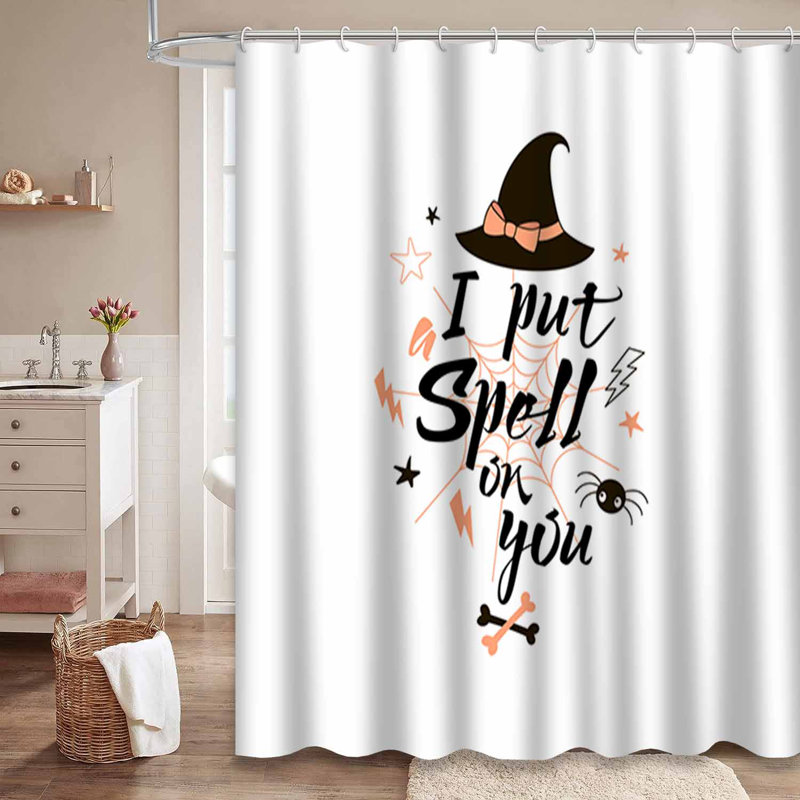 Rideau de douche crème avec 12 crochets Happy Halloween Artwork, L 72 po x l 84 po