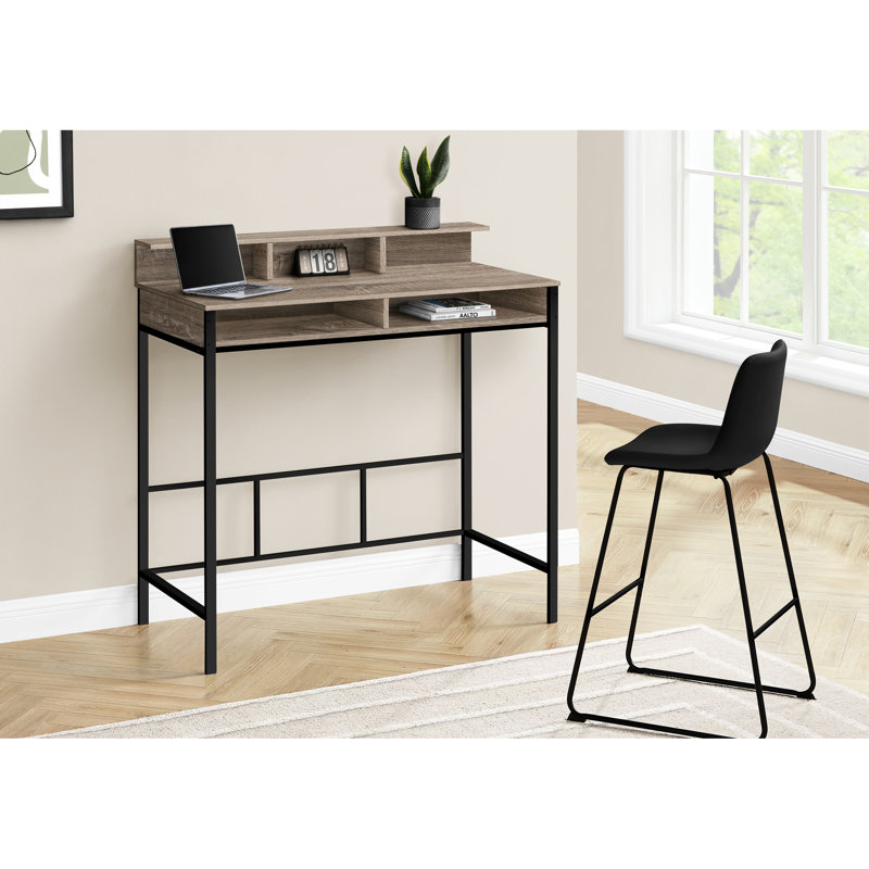 Table d'ordinateur moderne avec espace de rangement, longueur 48 po, stratifié brun, métal noir, surface de travail de bureau à domicile de 48 po, taupe, tablettes, design