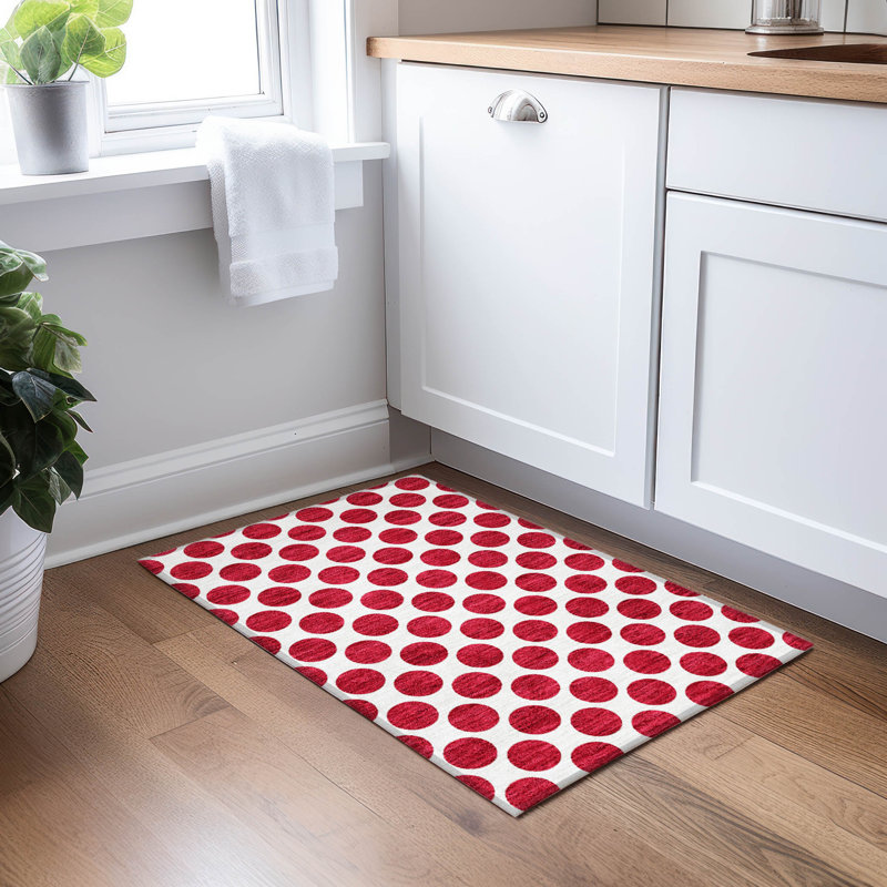 Chayden rug with non-slip backing, Rectangle 1 pi 8 po x 2 pi 6 po