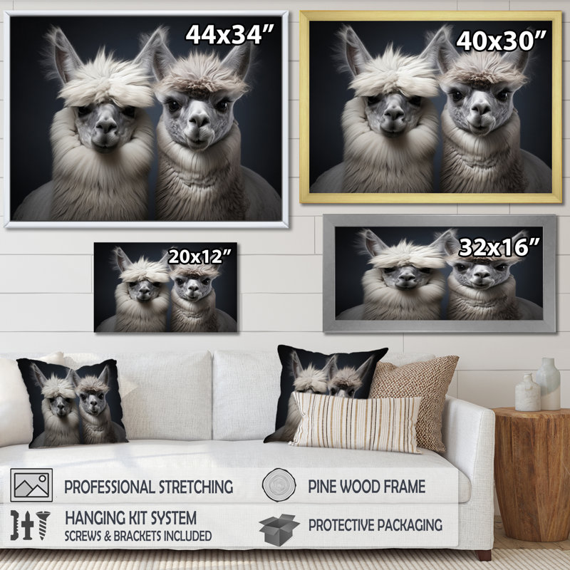 «Two Alcapas Graceful Guardians II», reproduction sur toile, H 34 po x l 44 po x P 1,5 po, Cadre flottant doré