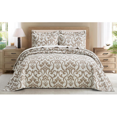 5-Piece Oversized Jacquard Matelasse Floral Damask Bedspread Set