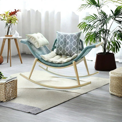 Chaise berçante moderne simple et sophistiquée
