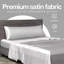 Housse de coussin en satin satiné-102556301