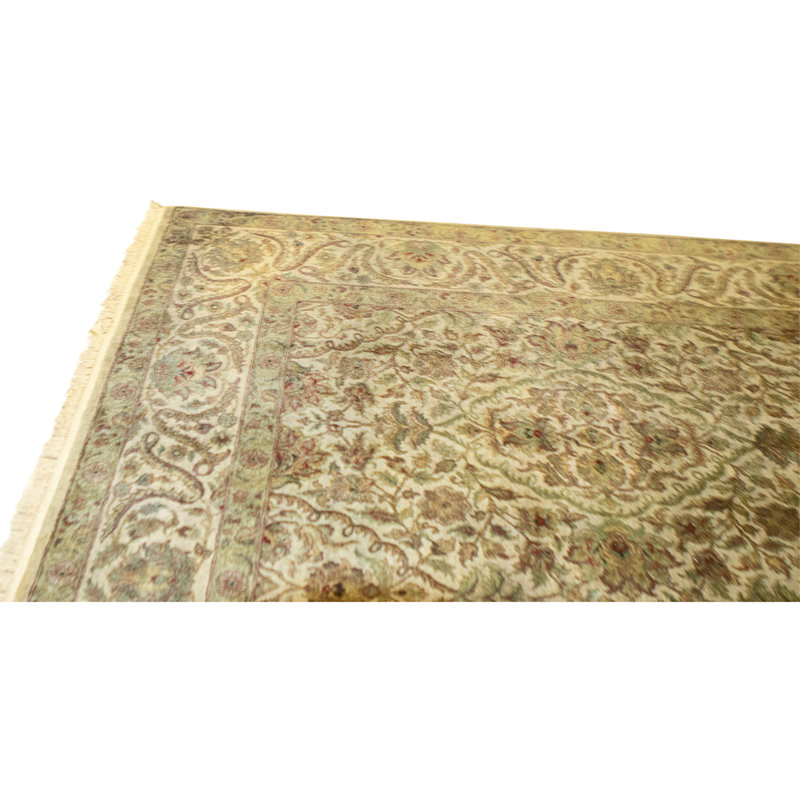 Hand Knotted Wool Oriental Area Rug in Cream