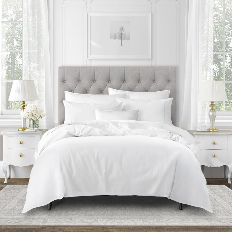 Ensemble de couvre-lit 100% satin de coton Everleigh, Blanc, Couvre-lit grand + 5 pièces supplémentaires