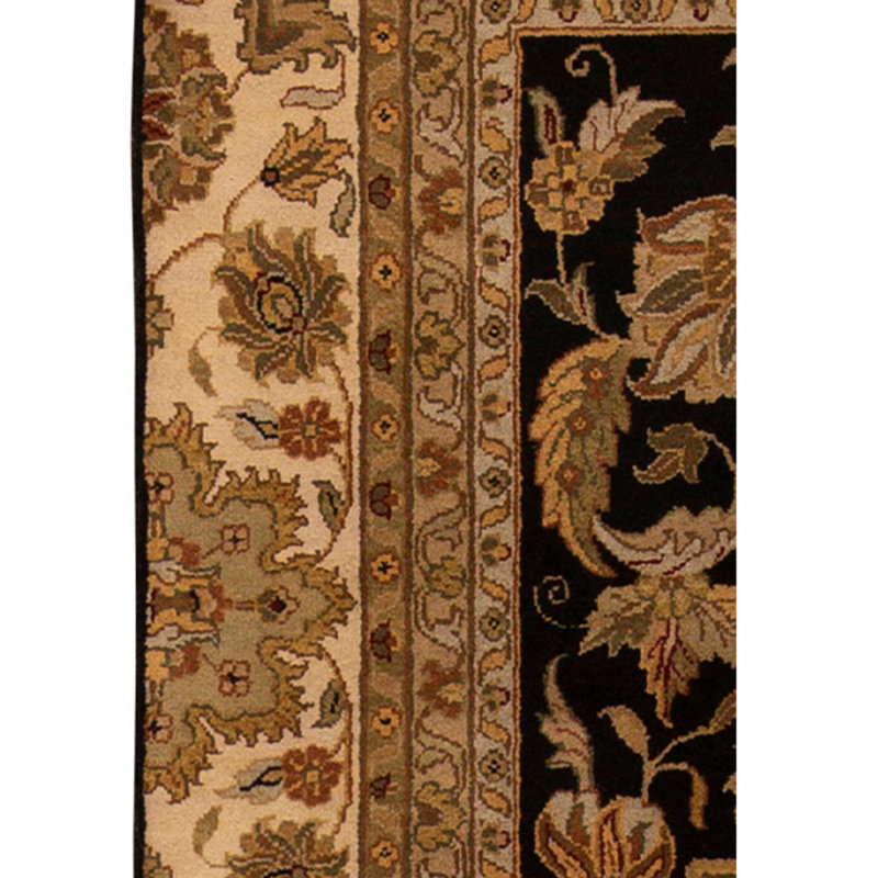 Hand Knotted Oriental Area Rug in Beige