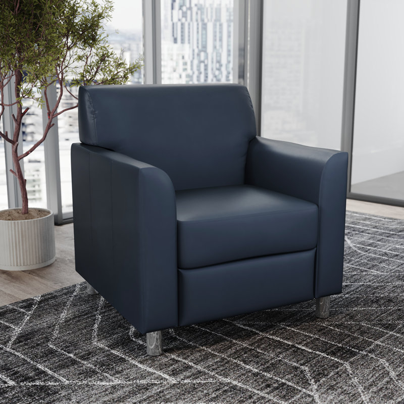 Chaise Adrey LeatherSoft avec structure aux coutures épurées, Marine, Chrome chrome