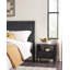 Ensemble de chambre à coucher avec lit plateforme et tables de chevet Boshell