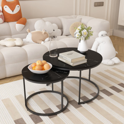 Ensemble de 2 tables basses gigognes, plateau de table rond en bois de 27,6 pouces avec structure en métal robuste, tables d'appoint de table de bout pour le salon, la chambre et le balcon