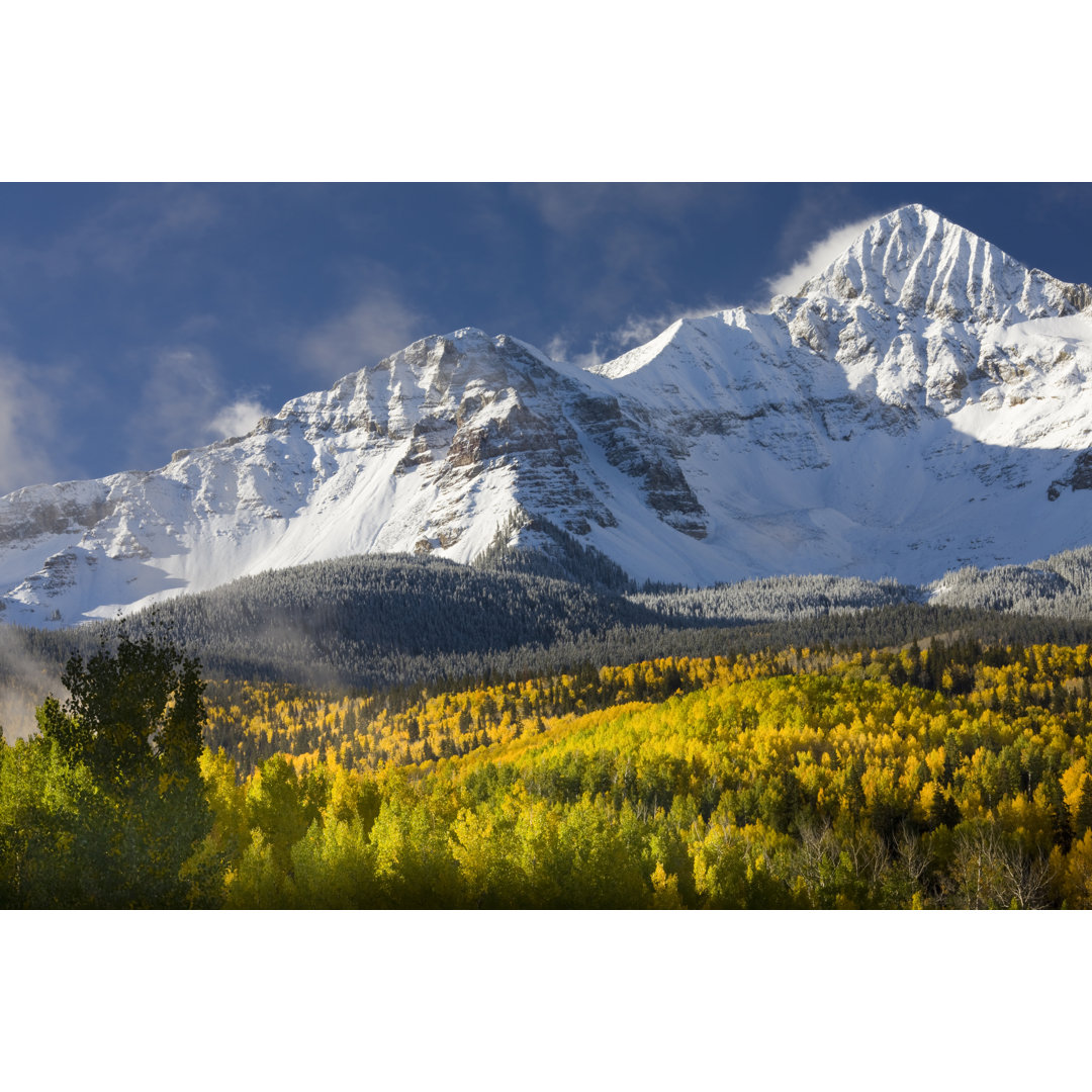 Leinwandbild Mountain Scenic von DOugberry