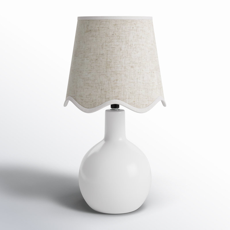 Lampe de table Canvey Maura, Blanc, Beige, H 15 po x l 9 po x P 9 po