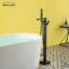 Robinet de baignoire à une poignée et fixation au sol avec douche à main-71368100