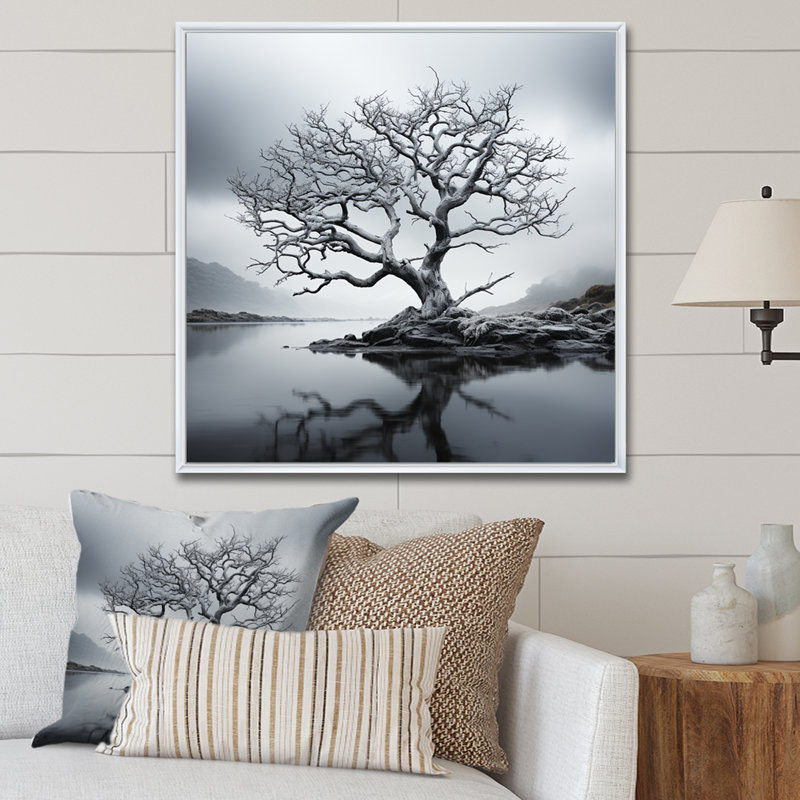 «Stormy Grays Tree Emotion» sur toile, H 24 po x l 24 po x P 1 po, Cadre flottant blanc